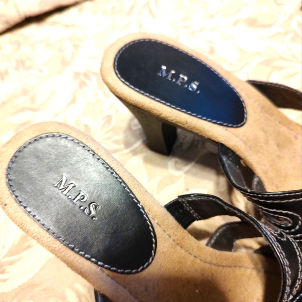 🖤(Reduced) Adorable Vtg Deadstock Black & Tan Strappy Slide Buckle Heels - 7.5M - Picture 10 of 16